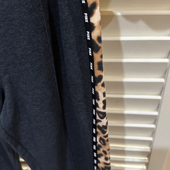 PINK Victoria's Secret Leopard Print Hoodie & Sweatpants. Size L - Picture 4 of 6